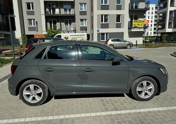 Audi A1 cena 58900 przebieg: 99722, rok produkcji 2018 z Warszawa małe 56